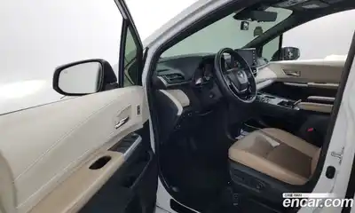 Toyota Sienna 2023 2.5 Автомат в Москве № 170129, миниатюра 10