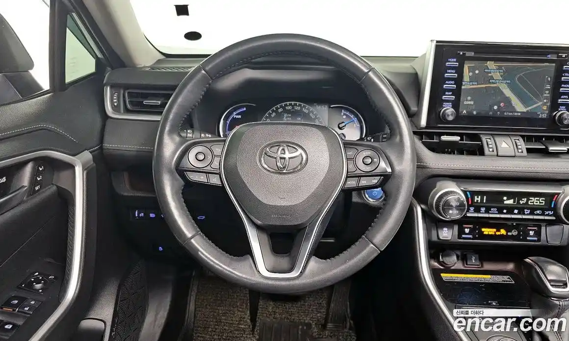 Toyota RAV4 2020 2.5 Автомат в Москве № 170307, фото 18