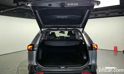 Toyota RAV4 2020 2.5 Автомат в Москве № 170307, миниатюра 2