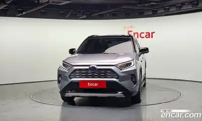 Toyota RAV4 2020 2.5 Автомат в Москве № 170307, миниатюра 4