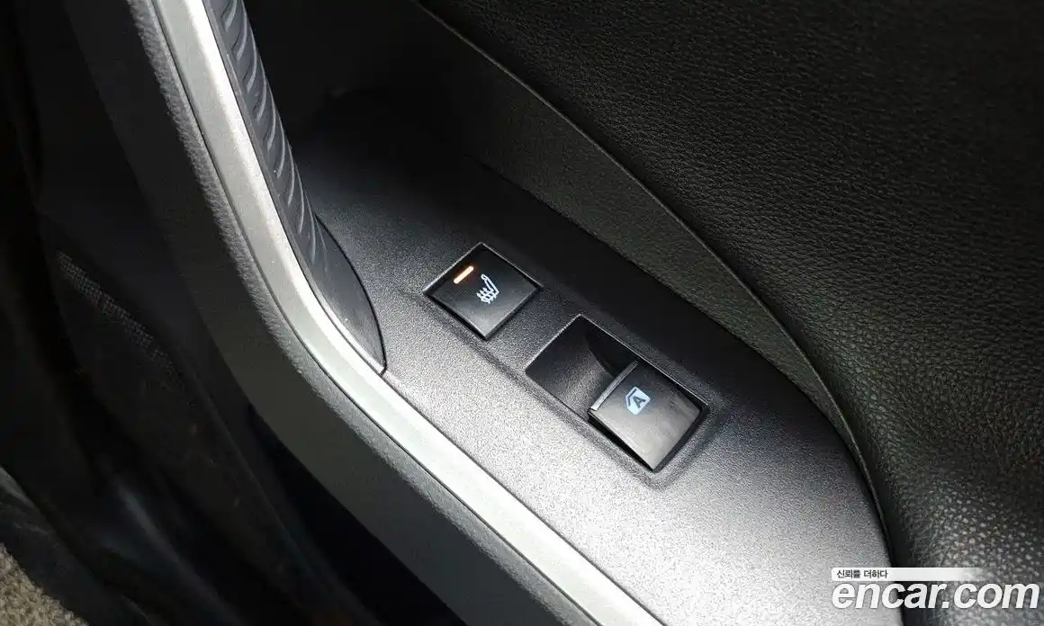 Toyota RAV4 2020 2.5 Автомат в Москве № 170307, фото 5