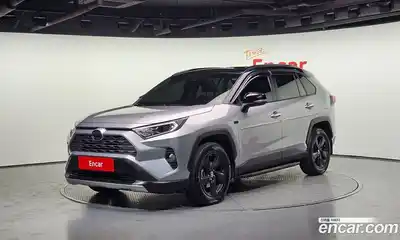 Toyota RAV4 2020 2.5 Автомат в Москве № 170307, миниатюра 6