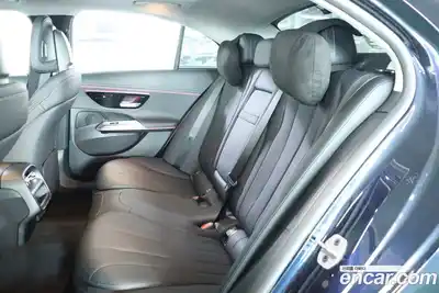 Mercedes-Benz E-Class 2024 2.0 Автомат в Москве № 174683, миниатюра 9