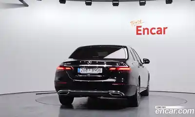 Mercedes-Benz E-Class 2021 2.0 Автомат в Москве № 177846, миниатюра 4