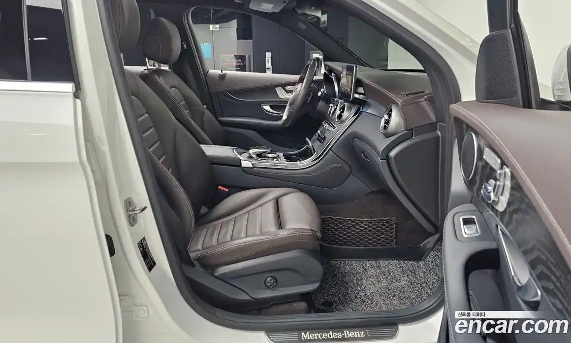 Mercedes-Benz GLC-Class 2018 2.1 Автомат в Москве № 178006, фото 11