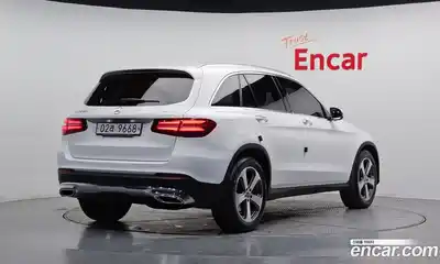 Mercedes-Benz GLC-Class 2018 2.1 Автомат в Москве № 178006, миниатюра 2