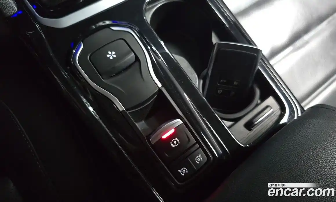 Renault SM6 2019 2.0 Автомат в Москве № 180860, фото 20