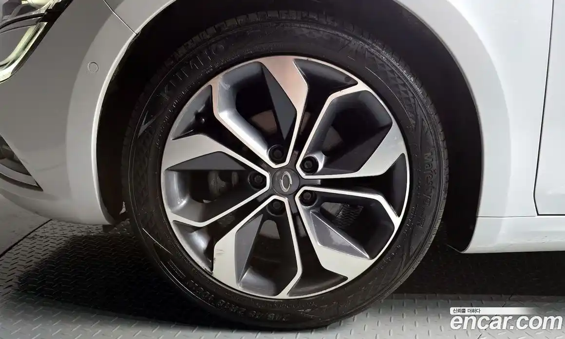 Renault SM6 2019 2.0 Автомат в Москве № 180860, фото 7