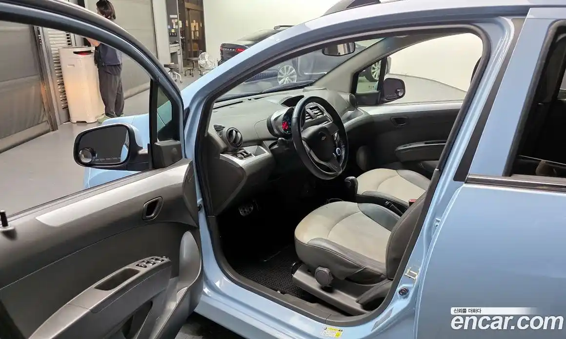 Chevrolet Spark 2014 1.0 Автомат в Москве № 18649, фото 6