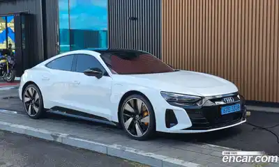 Audi e-tron GT, 2023