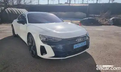 Audi e-tron GT 2023 Автомат в Москве № 189257, миниатюра 5