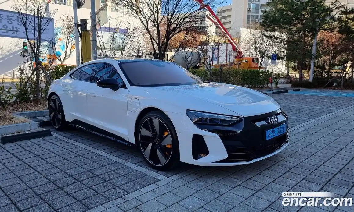 Audi e-tron GT 2023 Автомат в Москве № 189257, фото 9