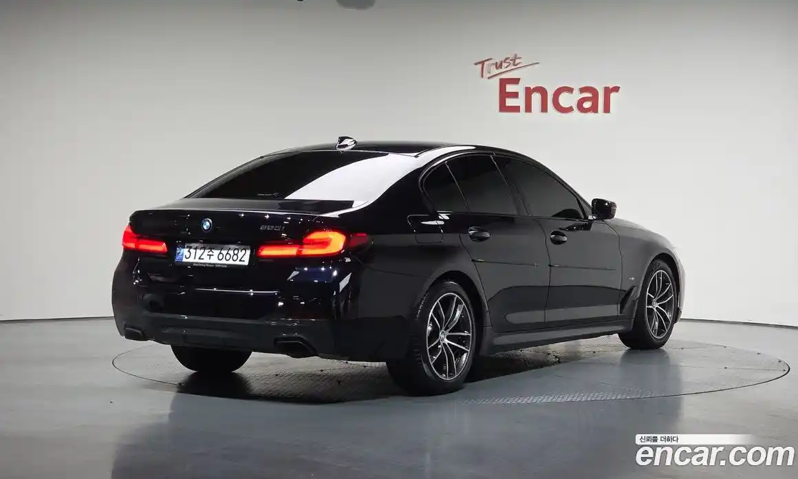 BMW 5-Series 2023 2.0 Автомат в Москве № 189334, фото 13