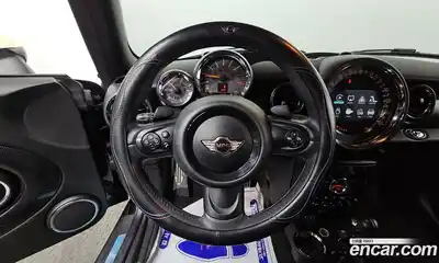 Mini Cooper Convertible 2015 1.6 Автомат в Москве № 190246, миниатюра 6