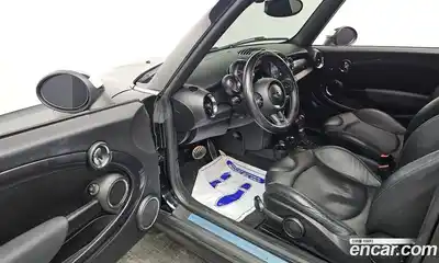 Mini Cooper Convertible 2015 1.6 Автомат в Москве № 190246, миниатюра 8