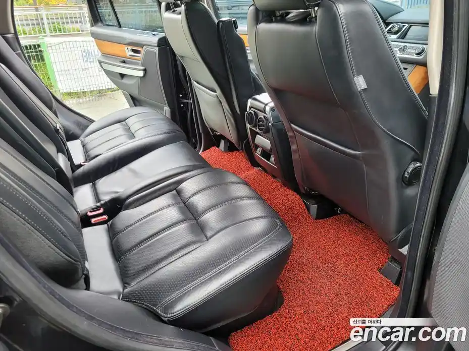 Land Rover Range-Rover Sport 2010 3.0 Автомат в Москве № 190582, фото 12