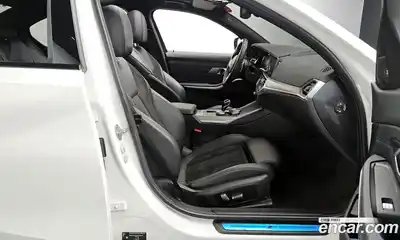 BMW 3-Series 2021 2.0 Автомат в Москве № 191458, миниатюра 11