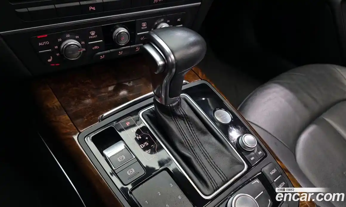 Audi A6 2014 2.0 Автомат в Москве № 191480, фото 13