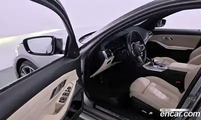 BMW 3-Series 2020 3.0 Автомат в Москве № 192521, миниатюра 5