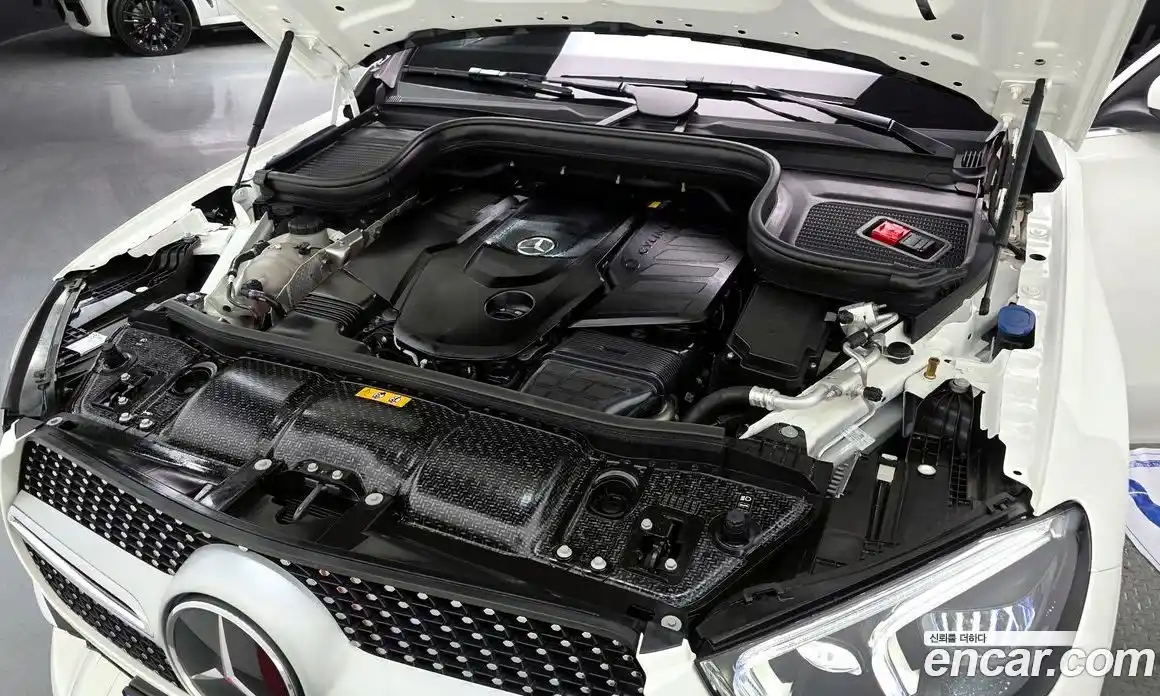 Mercedes-Benz GLE-Class 2023 2.9 Автомат в Москве № 193798, фото 19