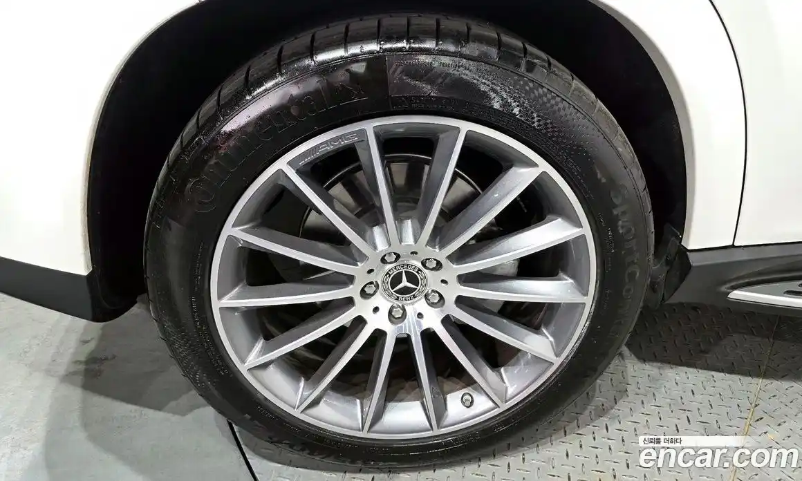 Mercedes-Benz GLE-Class 2023 2.9 Автомат в Москве № 193798, фото 8