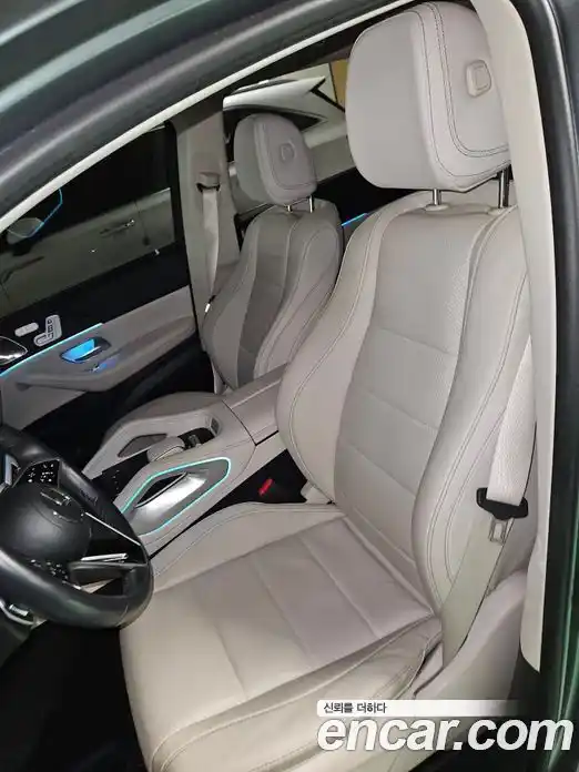 Mercedes-Benz GLE-Class 2024 2.0 Автомат в Москве № 194150, фото 3