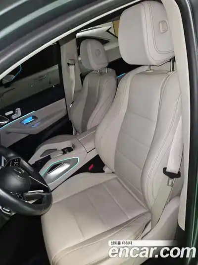 Mercedes-Benz GLE-Class 2024 2.0 Автомат в Москве № 194150, миниатюра 3