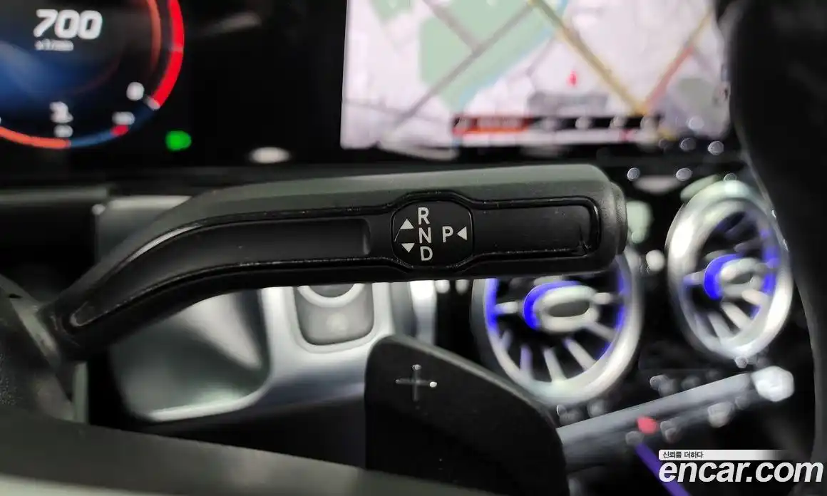 Mercedes-Benz GLB-Class 2021 2.0 Автомат в Москве № 194633, фото 16