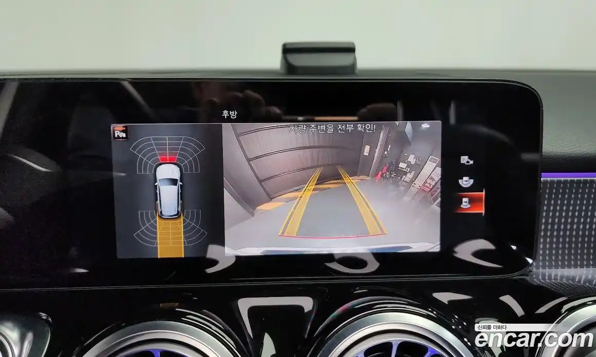 Mercedes-Benz GLB-Class 2021 2.0 Автомат в Москве № 194633, фото 17