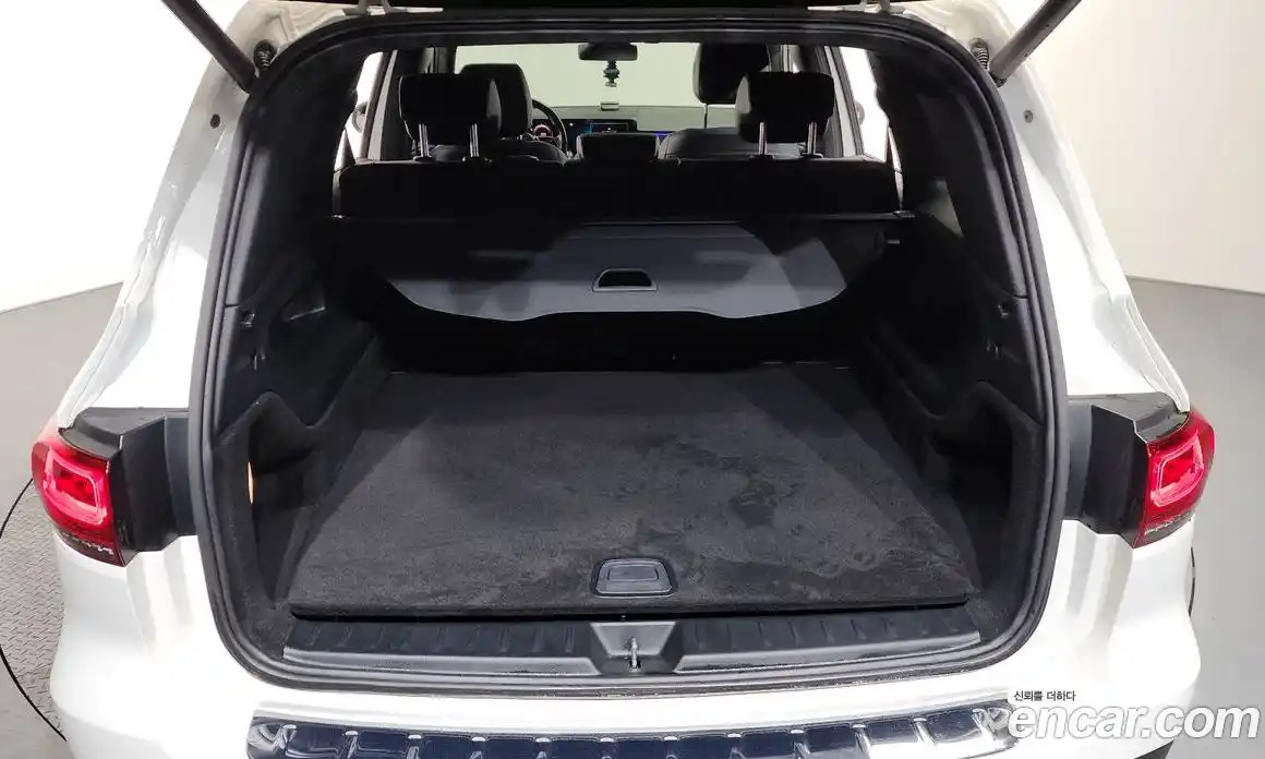 Mercedes-Benz GLB-Class 2021 2.0 Автомат в Москве № 194633, фото 3