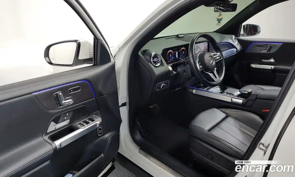 Mercedes-Benz GLB-Class 2021 2.0 Автомат в Москве № 194633, фото 6