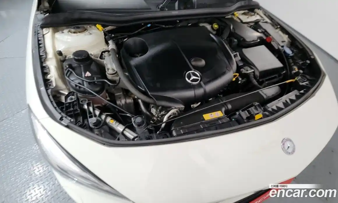 Mercedes-Benz CLA-Class 2015 2.1 Автомат в Москве № 195069, фото 13