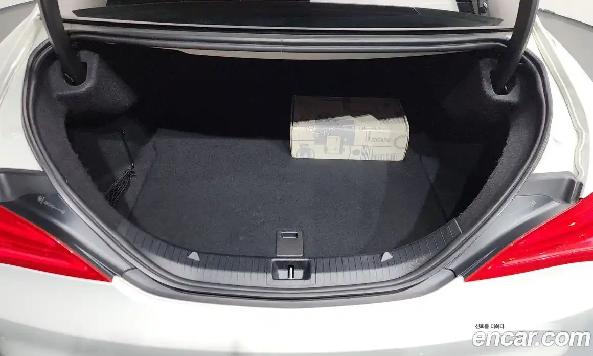 Mercedes-Benz CLA-Class 2015 2.1 Автомат в Москве № 195069, фото 20