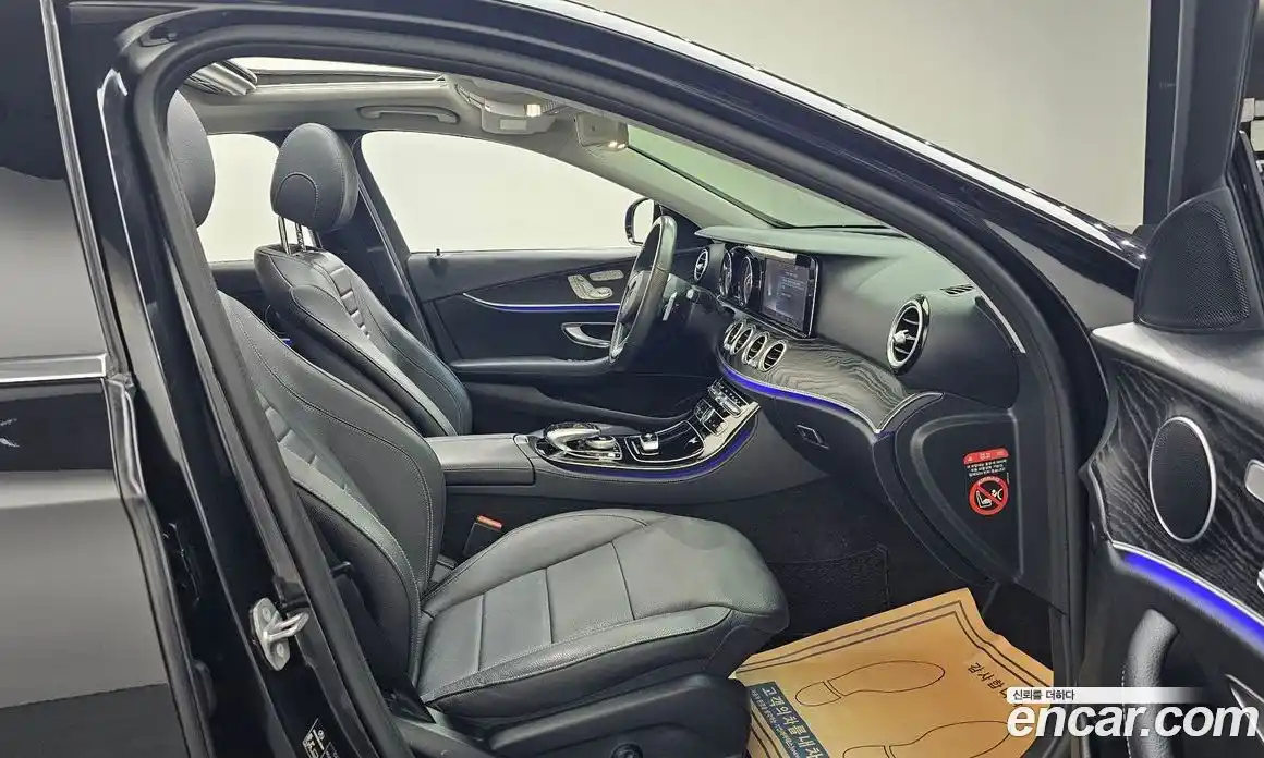 Mercedes-Benz E-Class 2018 2.0 Автомат в Москве № 195179, фото 14