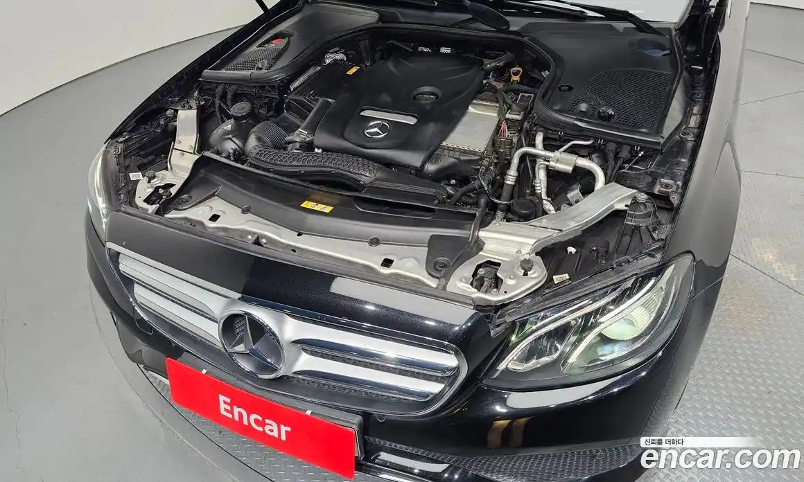 Mercedes-Benz E-Class 2018 2.0 Автомат в Москве № 195179, фото 15