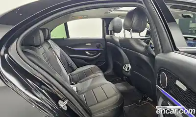 Mercedes-Benz E-Class 2018 2.0 Автомат в Москве № 195179, миниатюра 3