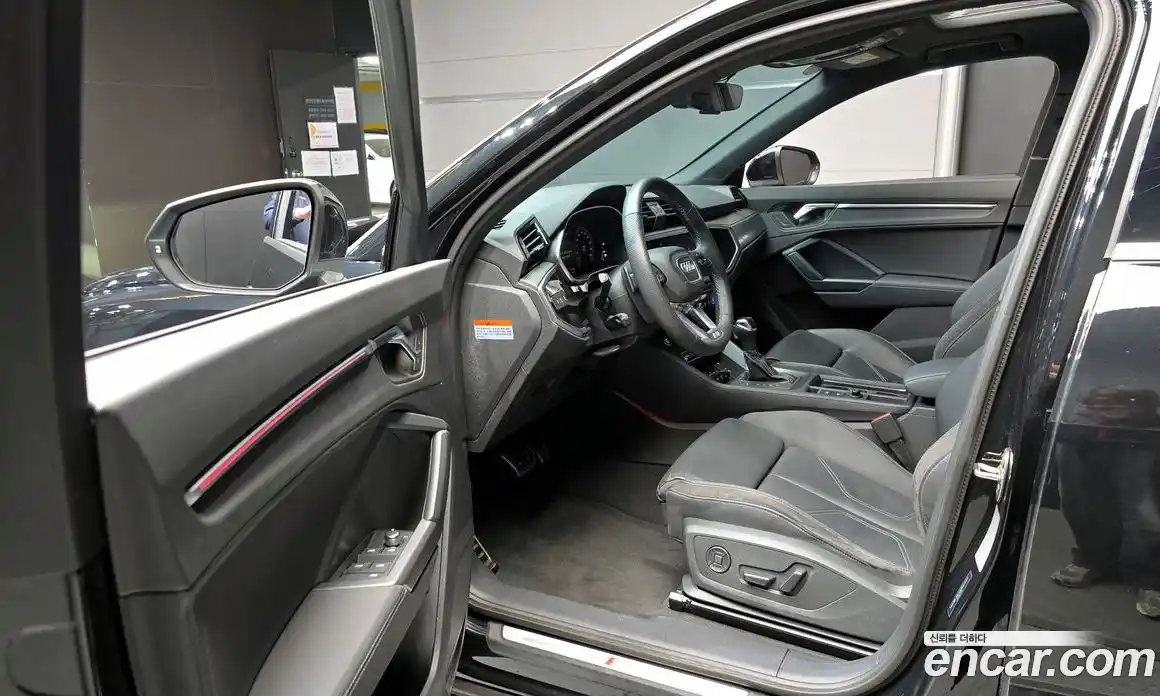 Audi Q3 2023 2.0 Автомат в Москве № 195229, фото 11