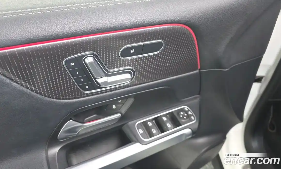 Mercedes-Benz EQB 2023 0.2 Автомат в Москве № 195543, фото 10