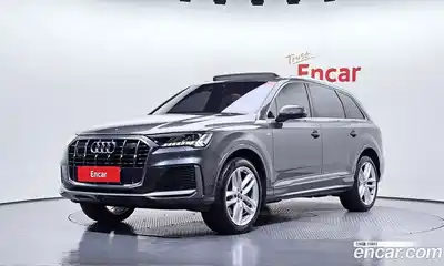 Audi Q7 2023 3.0 Автомат в Москве № 195931, миниатюра 2