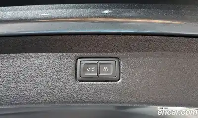 Audi Q7 2023 3.0 Автомат в Москве № 195931, миниатюра 4