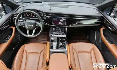 Audi Q7 2023 3.0 Автомат в Москве № 195931, миниатюра 9