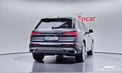 Audi Q7 2023 3.0 Автомат в Москве № 195931, миниатюра 10