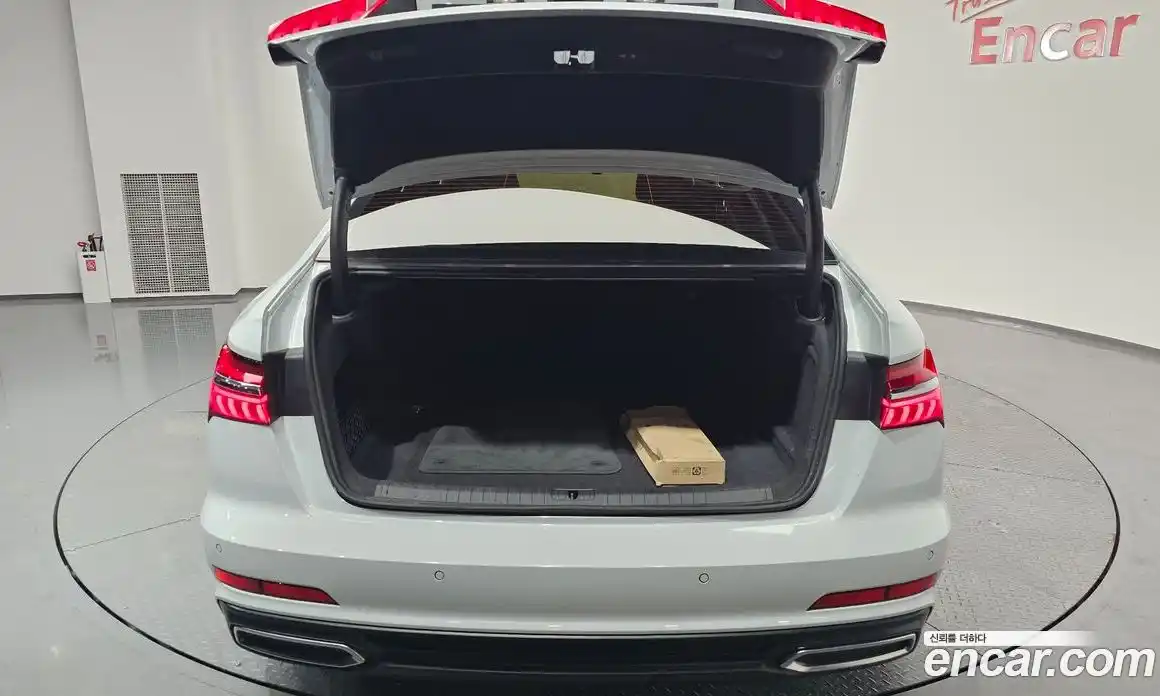 Audi A6 2022 2.0 Автомат в Москве № 195949, фото 16