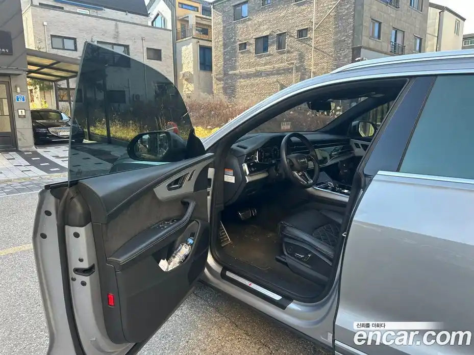 Audi Q8 2021 3.0 Автомат в Москве № 196821, фото 6