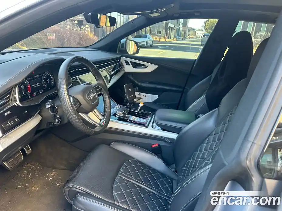 Audi Q8 2021 3.0 Автомат в Москве № 196821, фото 8