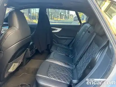 Audi Q8 2021 3.0 Автомат в Москве № 196821, миниатюра 9