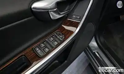 Volvo S60 2018 2.0 Автомат в Москве № 196928, миниатюра 11