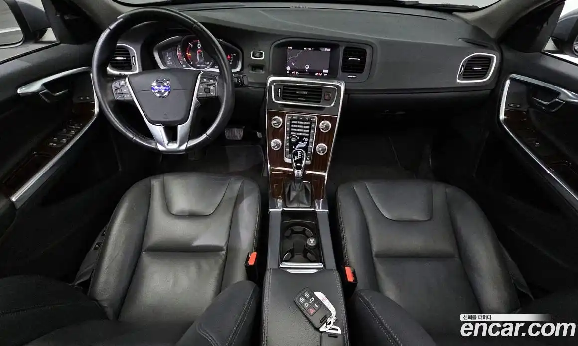 Volvo S60 2018 2.0 Автомат в Москве № 196928, фото 14