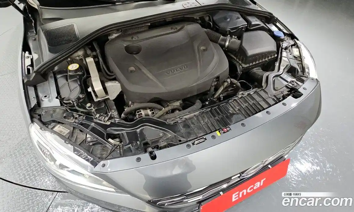 Volvo S60 2018 2.0 Автомат в Москве № 196928, фото 15