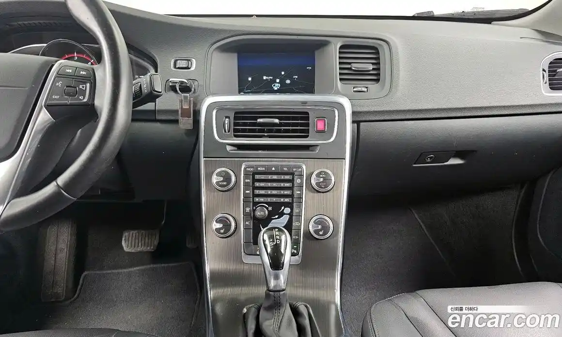 Volvo S60 2016 2.0 Автомат в Москве № 196981, фото 14